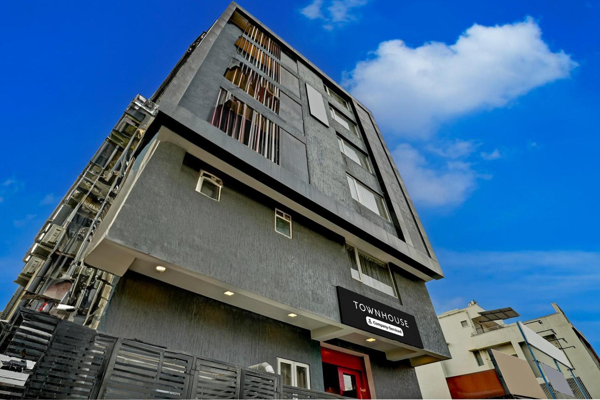 Super Townhouse Ulsoor Near Halasuru Metro Station Bangalore Dış mekan fotoğraf